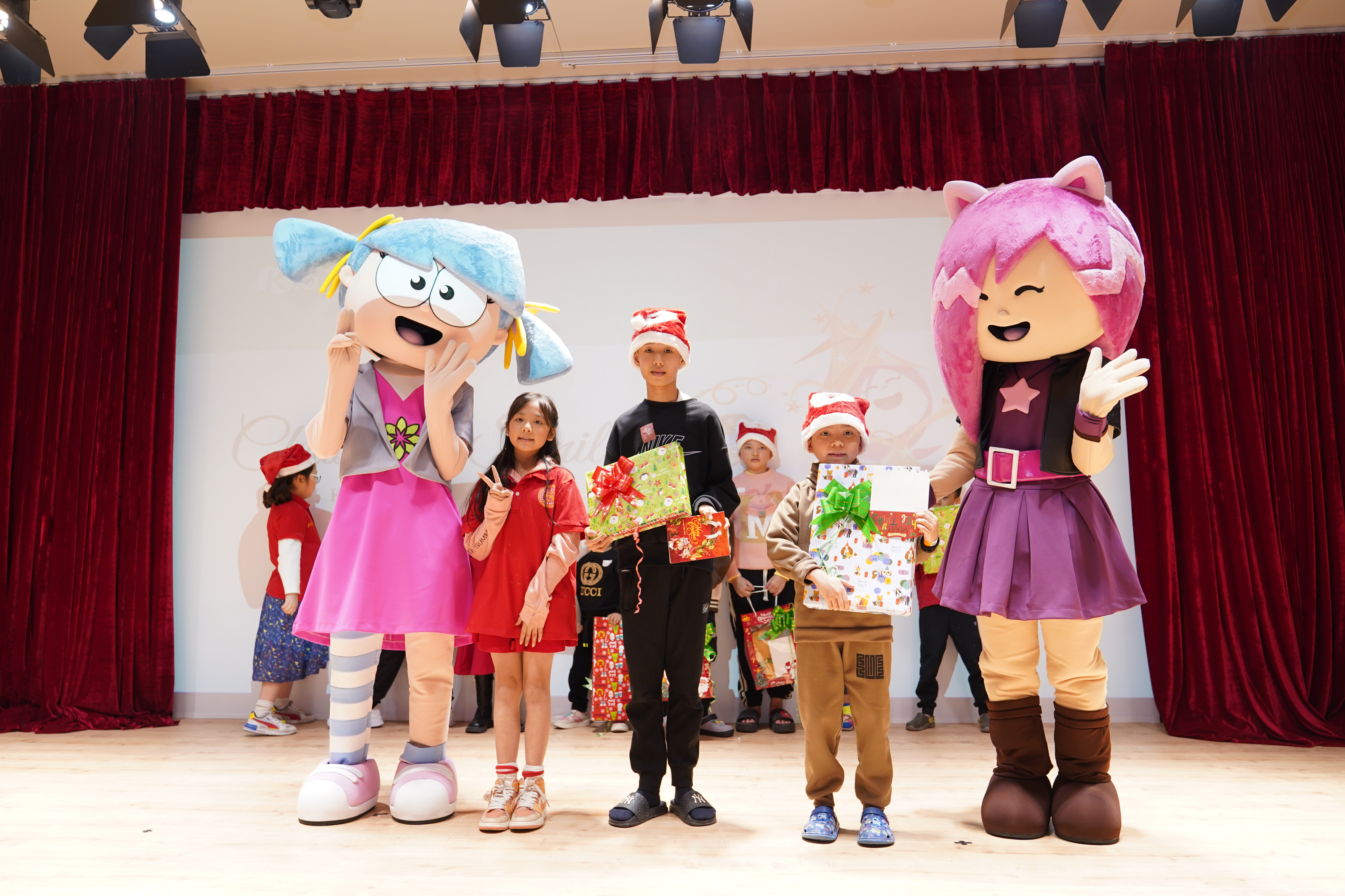 Nụ cười Giáng sinh tại KidZania